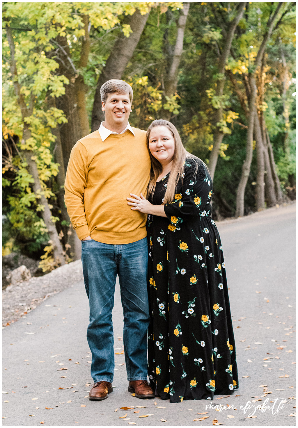 The Lakeshore Bridge Trailhead is one of my go to locations in Utah for Family Pictures. It's got a tree covered path, open fields, a country road, and Utah Lake nearby. | Arizona Family Photographer | Maren Elizabeth Photography