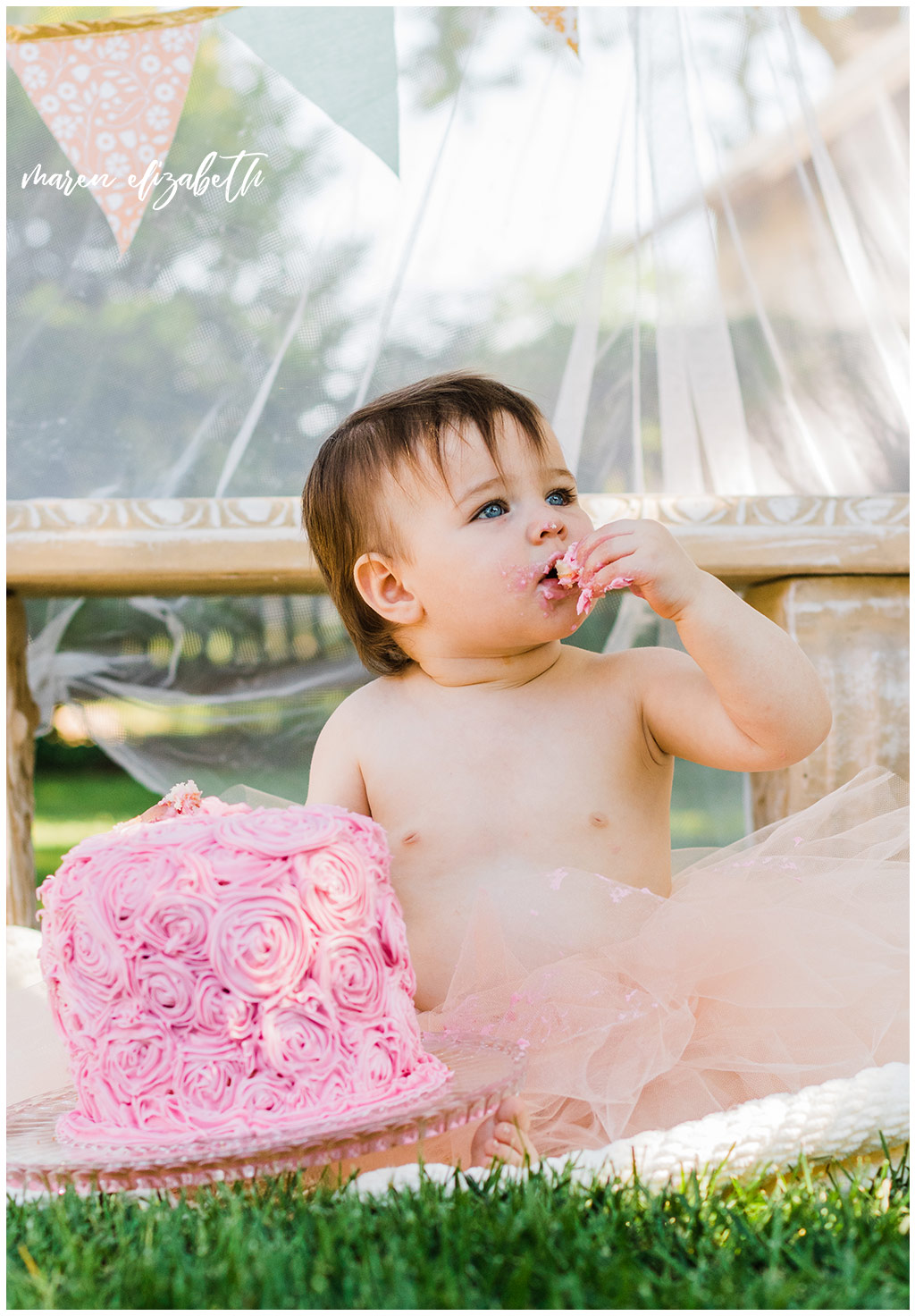 DIY Little Girl Cake Smash | Emi's one year old cake smash had a cute little girl theme. We got the decorations on the facebook marketplace and I made the cake myself. | Arizona Family Photographer | Maren Elizabeth Photography