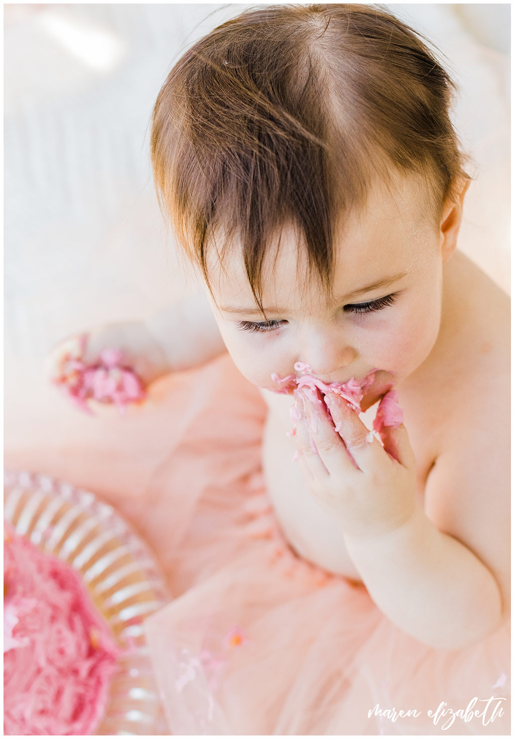 DIY Little Girl Cake Smash | Emi's one year old cake smash had a cute little girl theme. We got the decorations on the facebook marketplace and I made the cake myself. | Arizona Family Photographer | Maren Elizabeth Photography