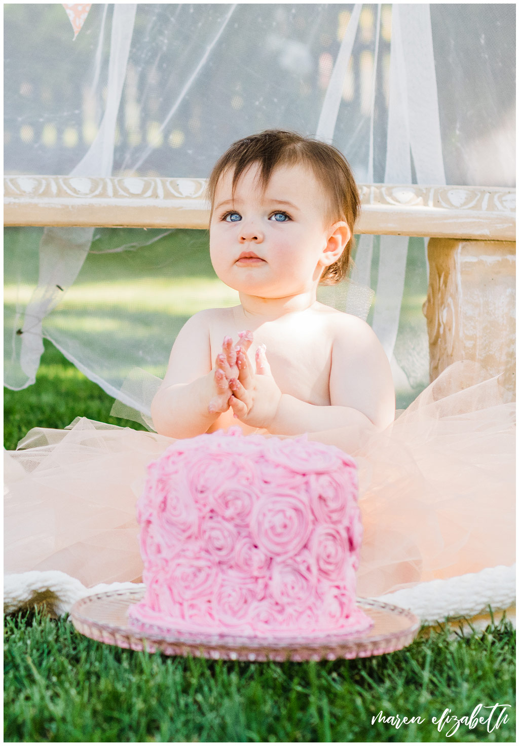 DIY Little Girl Cake Smash | Emi's one year old cake smash had a cute little girl theme. We got the decorations on the facebook marketplace and I made the cake myself. | Arizona Family Photographer | Maren Elizabeth Photography