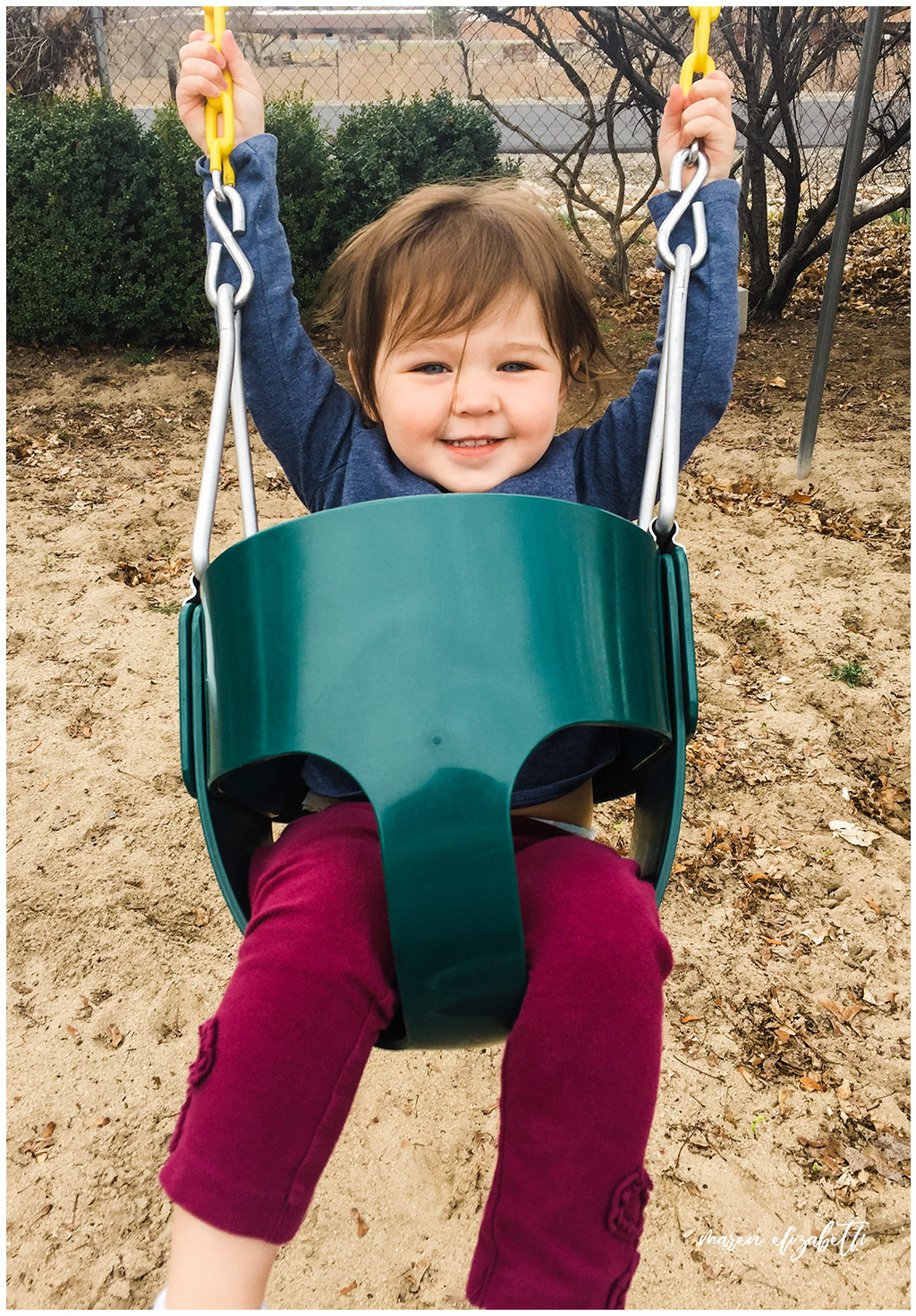 My favorite outdoor activity for toddlers is making nature collections. I'm a firm believer that kids need to be allowed to make messed and play in the dirt and this activity is perfect for encouraging that kind of adventurous play. | Arizona Photographer | Maren Elizabeth Photography