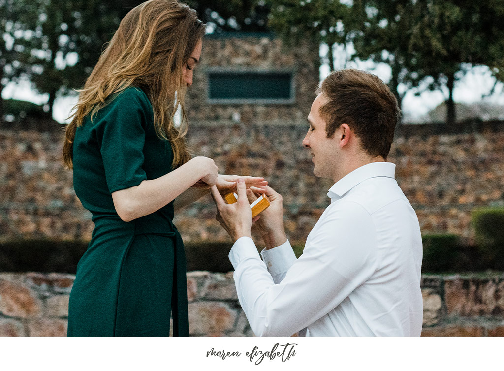 How to Plan Perfect Proposal Pictures. 1. Give her what she wants 2. Surprise 3. Timing is everything 4. Trust a professional 5. Dress Rehearsal