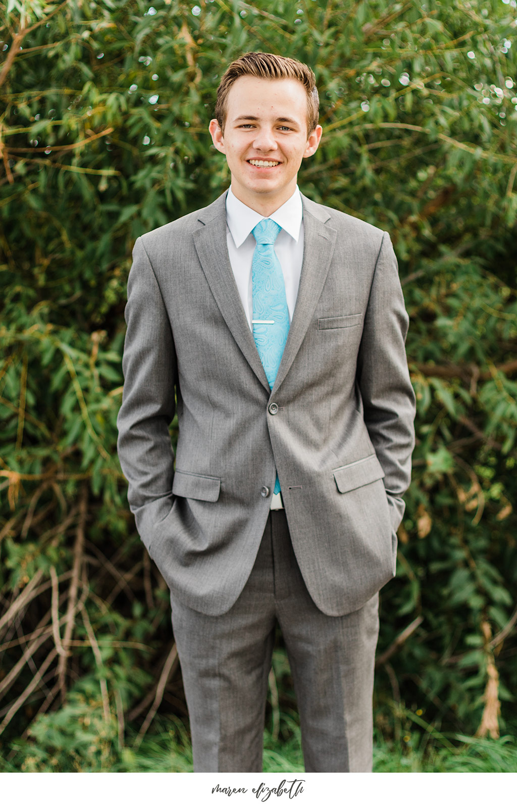 Elder missionary photos at the Lakeshore Trailhead in Provo, UT. Arizona Photographer | Maren Elizabeth Photography