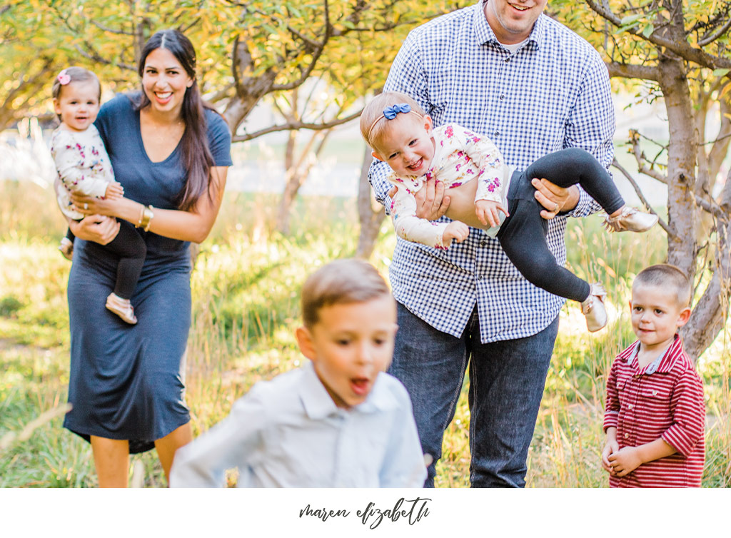 Family of six family photos at Provo Orchard in the Fall. Arizona Family Photographer | Maren Elizabeth Photography.