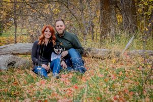 Couples pictures with dog at Jolly's Ranch in Hobble Creek Canyon in Utah. | Arizona Family Photographer | Maren Elizabeth Photography