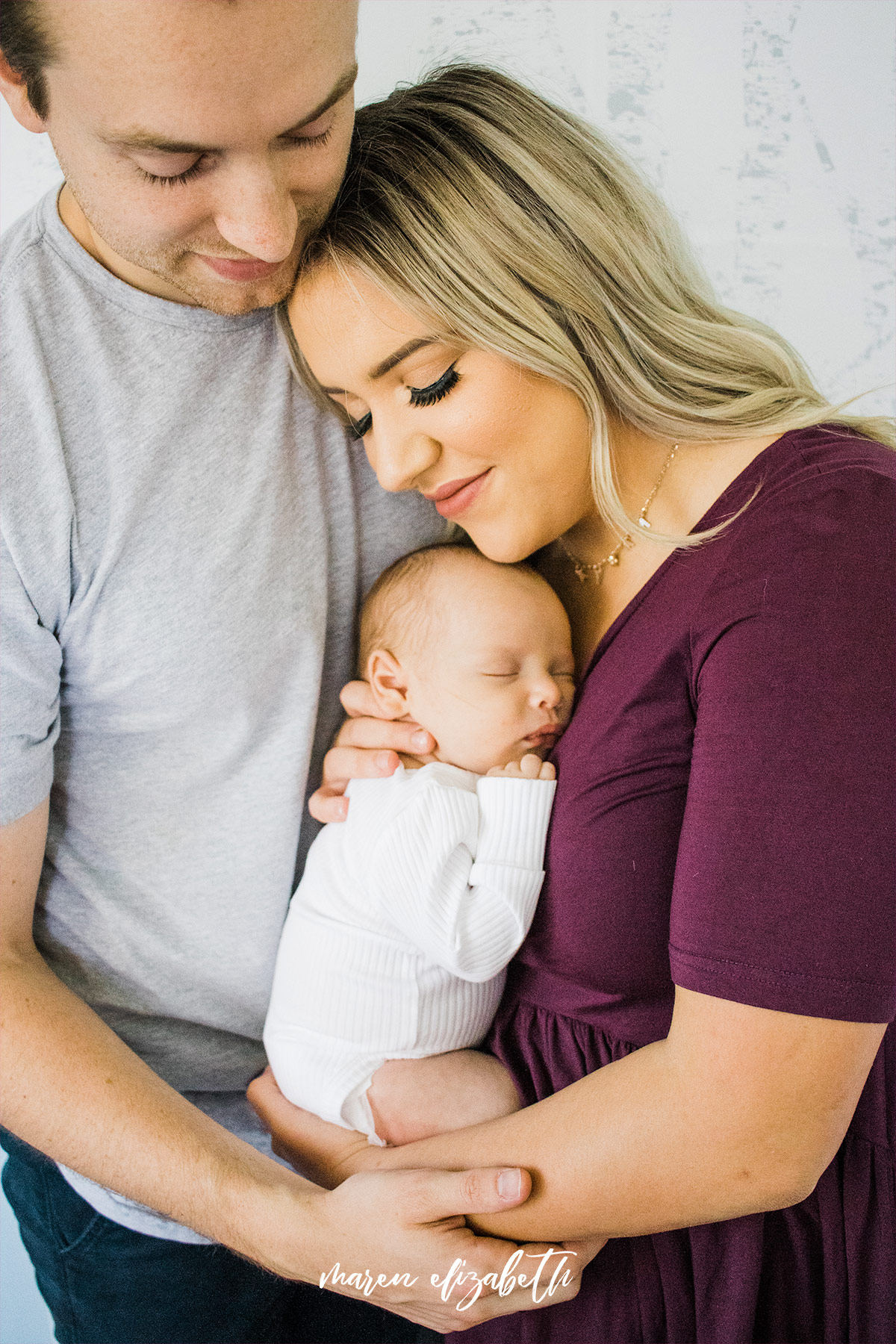 Peoria Arizona Newborn Pictures | Hair and Makeup by @AllieLareeBeauty | Maren Elizabeth Photography | Peoria Arizona Newborn Photographer