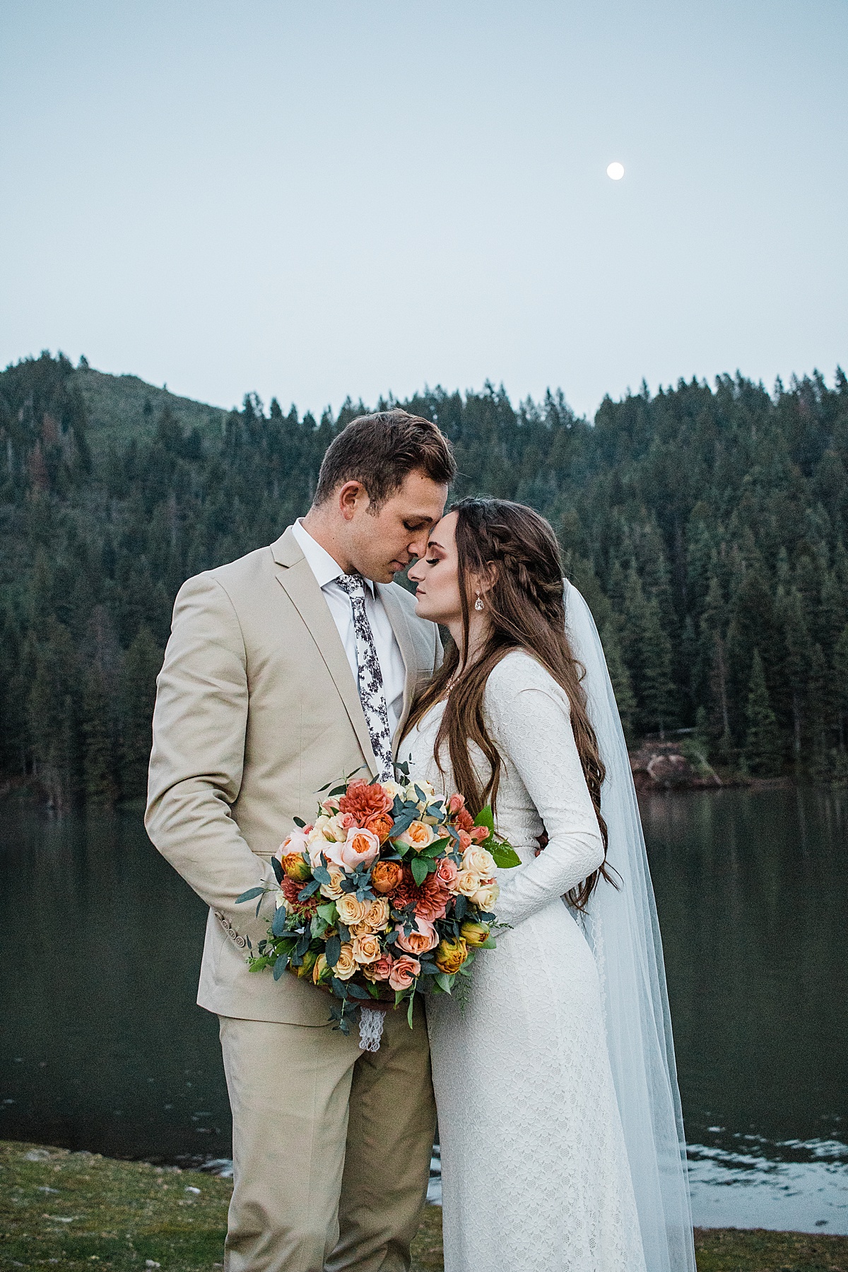 Tibble Fork Bridal Pictures | Gilbert, AZ Photographer